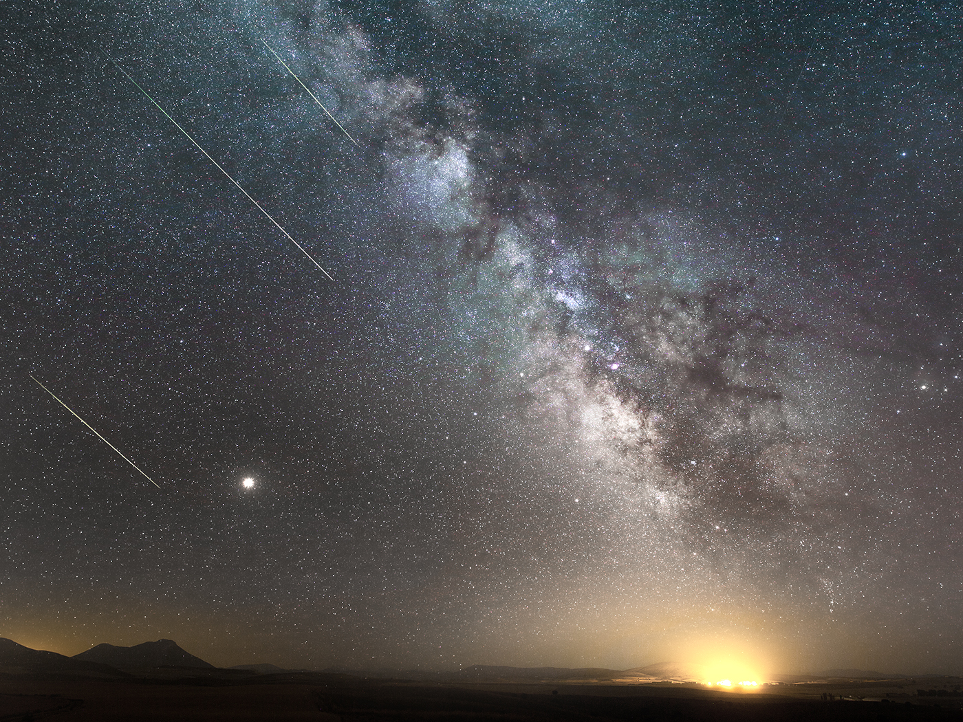 Perseids Mars and The Milky Way  By David Tolliday