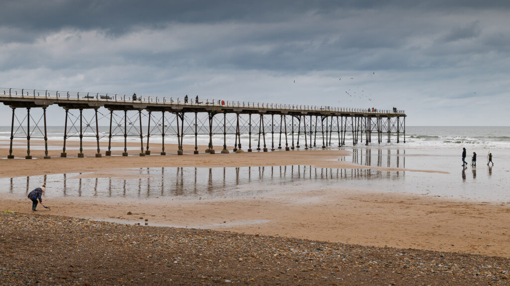 Winter in Saltburn-by-the-sea by Alex White